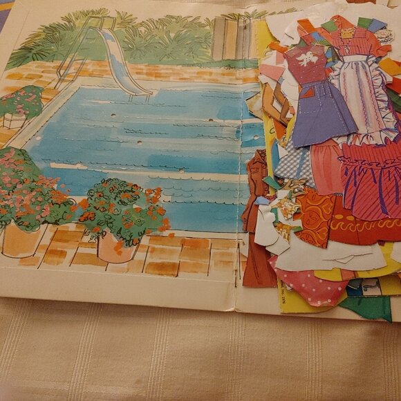 DOLL_Paper Doll Books Vintage Set of 8 - Picture 2 of 14